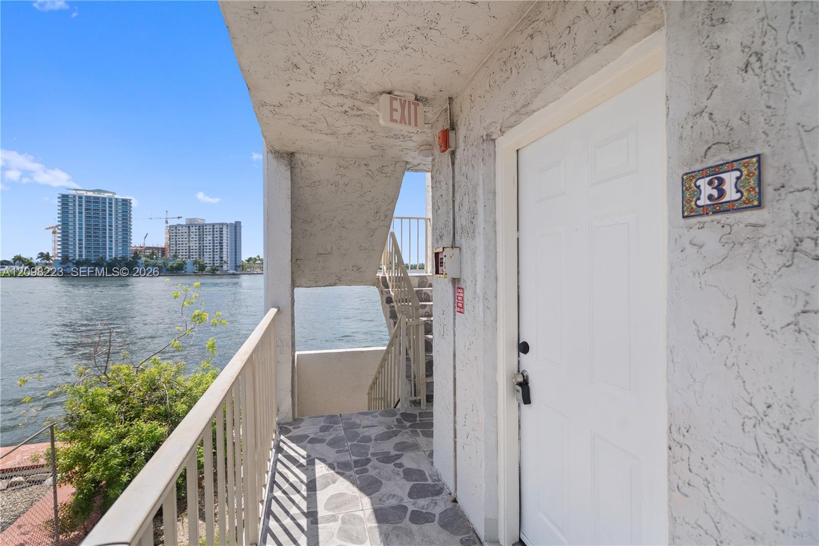 2150 Bay Dr # 3, Miami Beach FL 33141