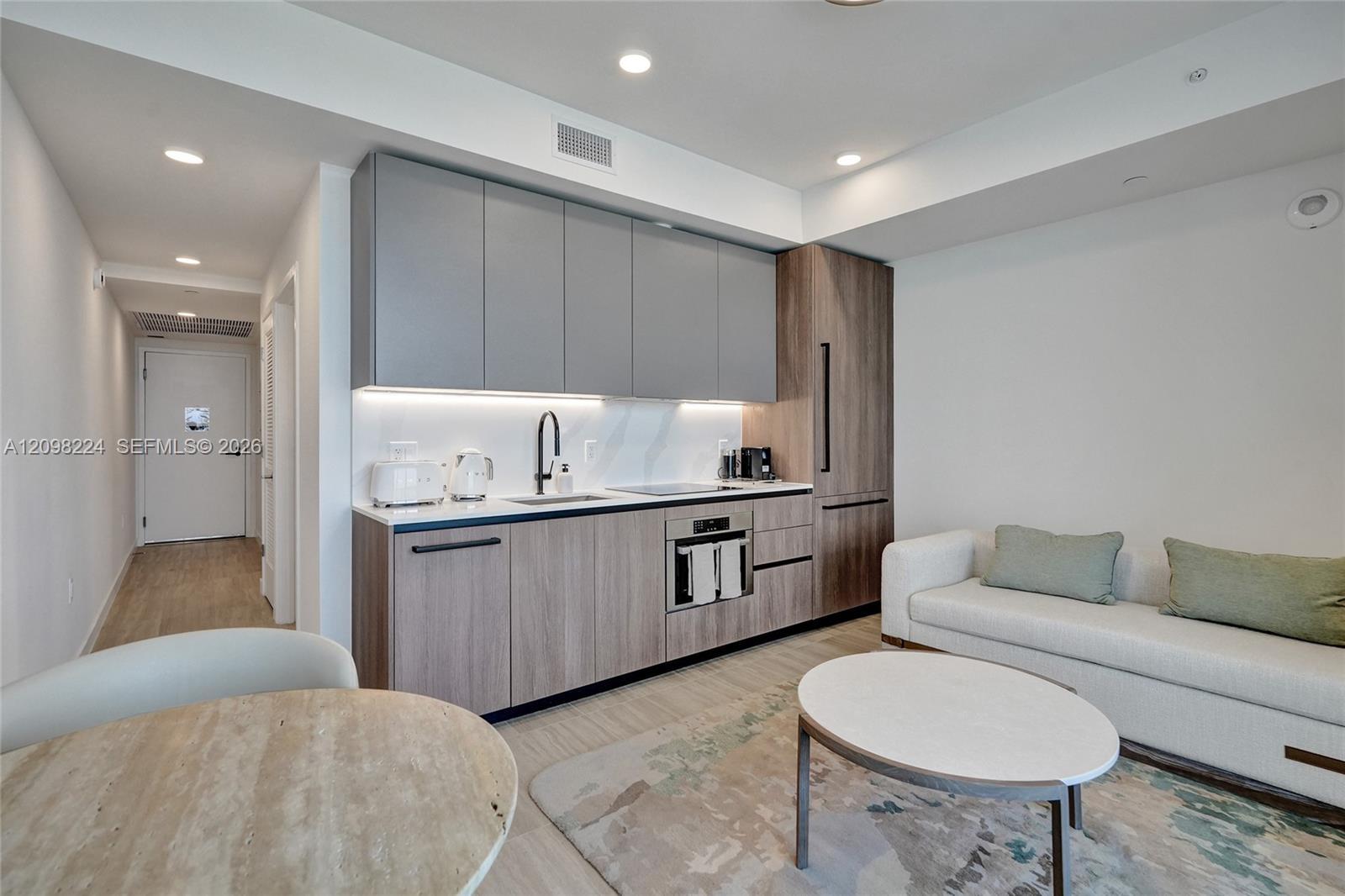 580 72nd St # 905, Miami Beach FL 33141 photo 5
