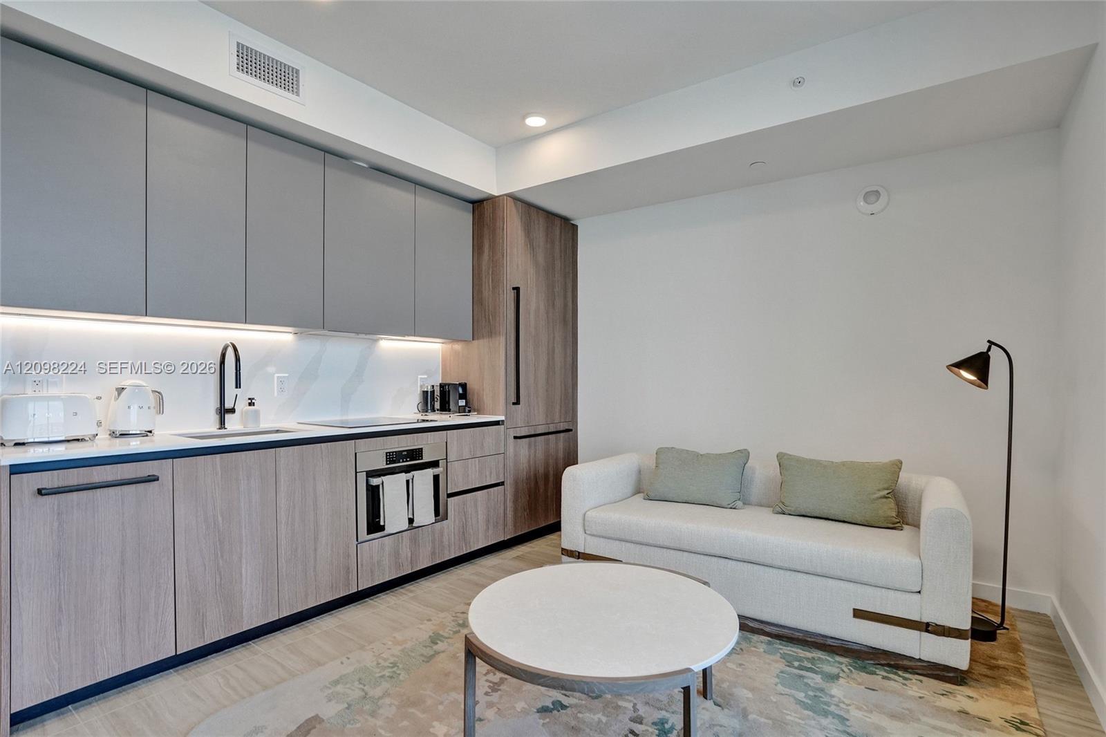 580 72nd St # 905, Miami Beach FL 33141 photo 4
