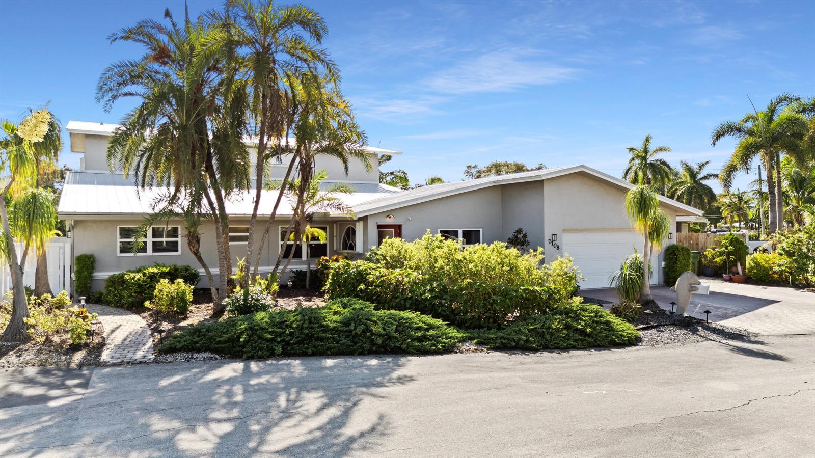 2108 NE 24TH Street, Wilton Manors FL 33305