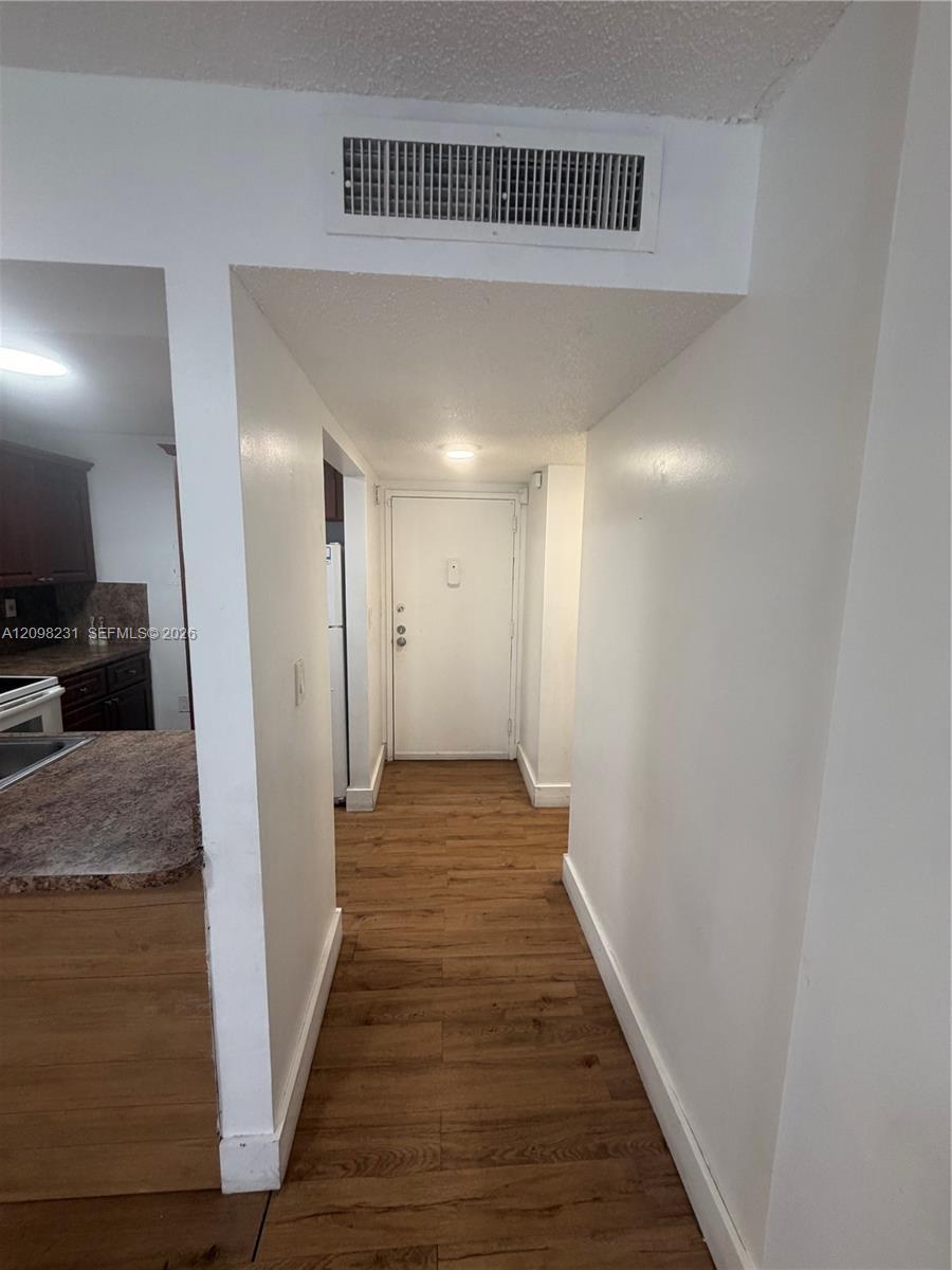 16465 NE 22nd Ave # 412, North Miami Beach FL 33160 photo 2