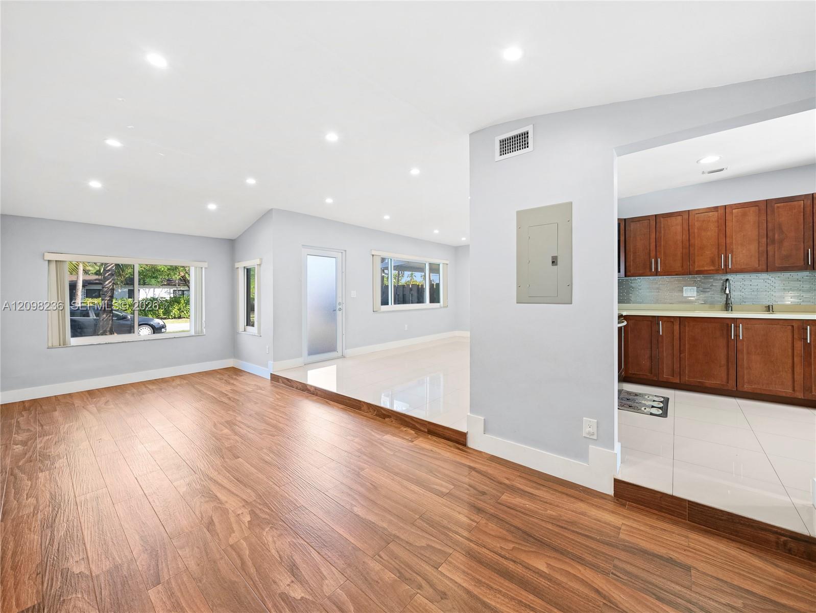 7930 SW 36th Ter, Miami FL 33155 photo 5