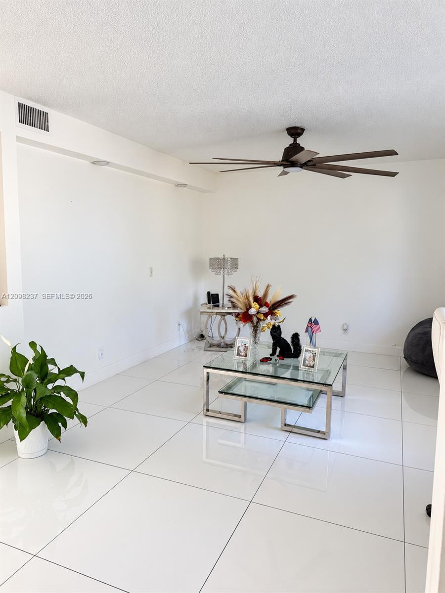 232 Wimbledon Lake Dr # 232, Plantation FL 33324 photo 4