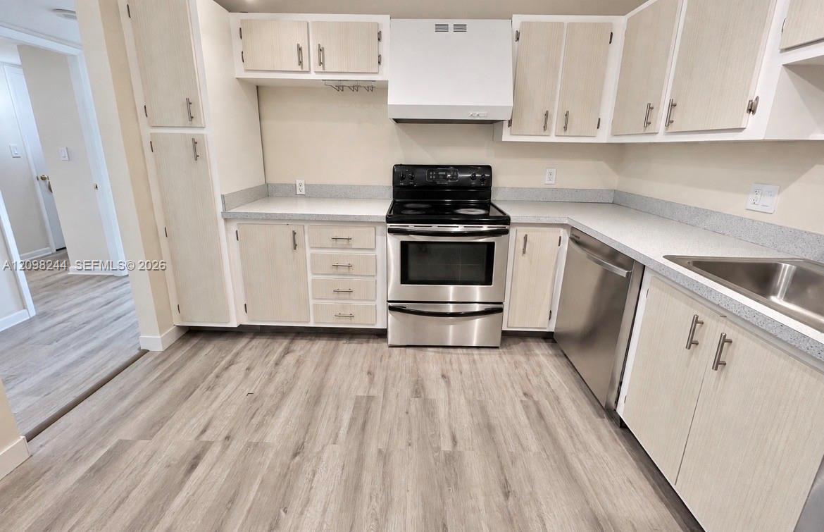 2851 NE 183rd St # 2110E, Aventura FL 33160 photo 3