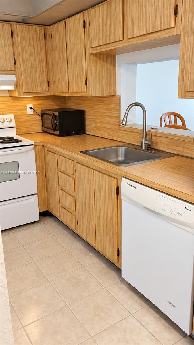 7950 W Mcnab Rd # 208, Tamarac FL 33321 photo 5