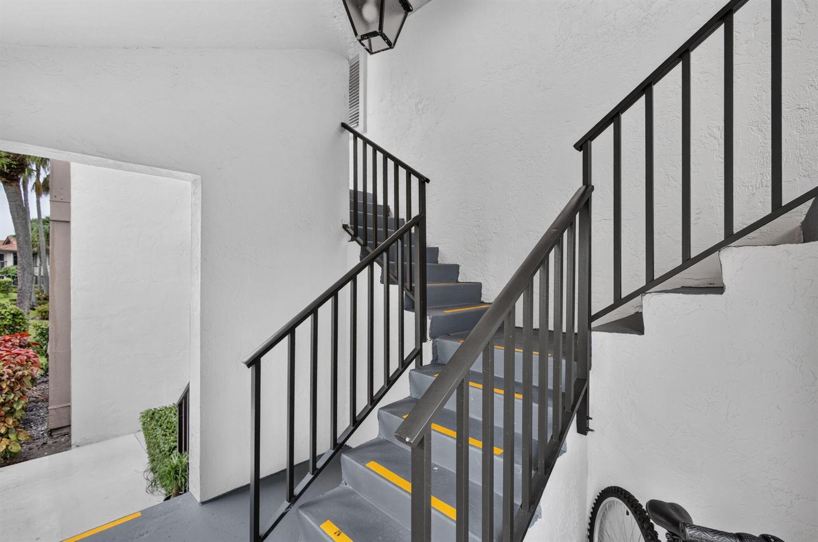 1103 Duncan Circle # 201, Palm Beach Gardens FL 33418 photo 2
