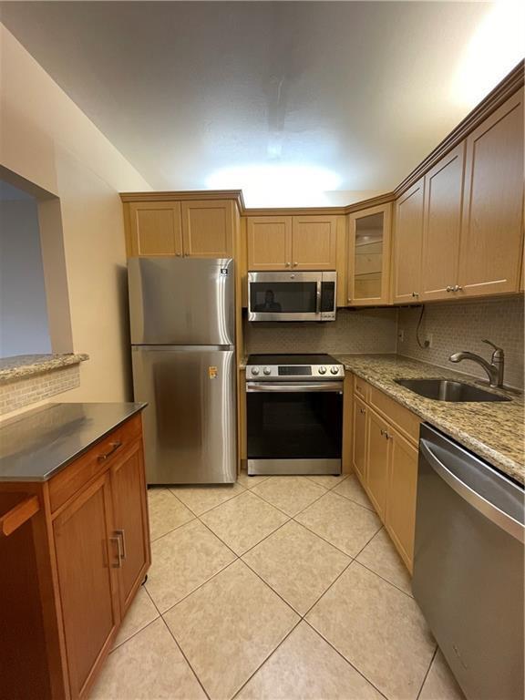 255 Suffolk G # 255, Boca Raton FL 33434 photo 2
