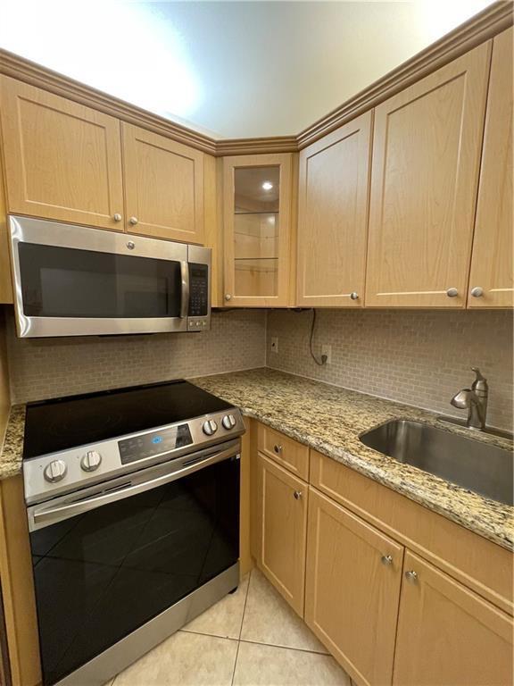 255 Suffolk G # 255, Boca Raton FL 33434 photo 3