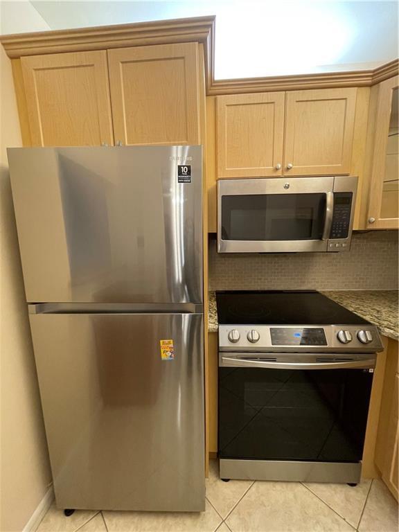 255 Suffolk G # 255, Boca Raton FL 33434 photo 5