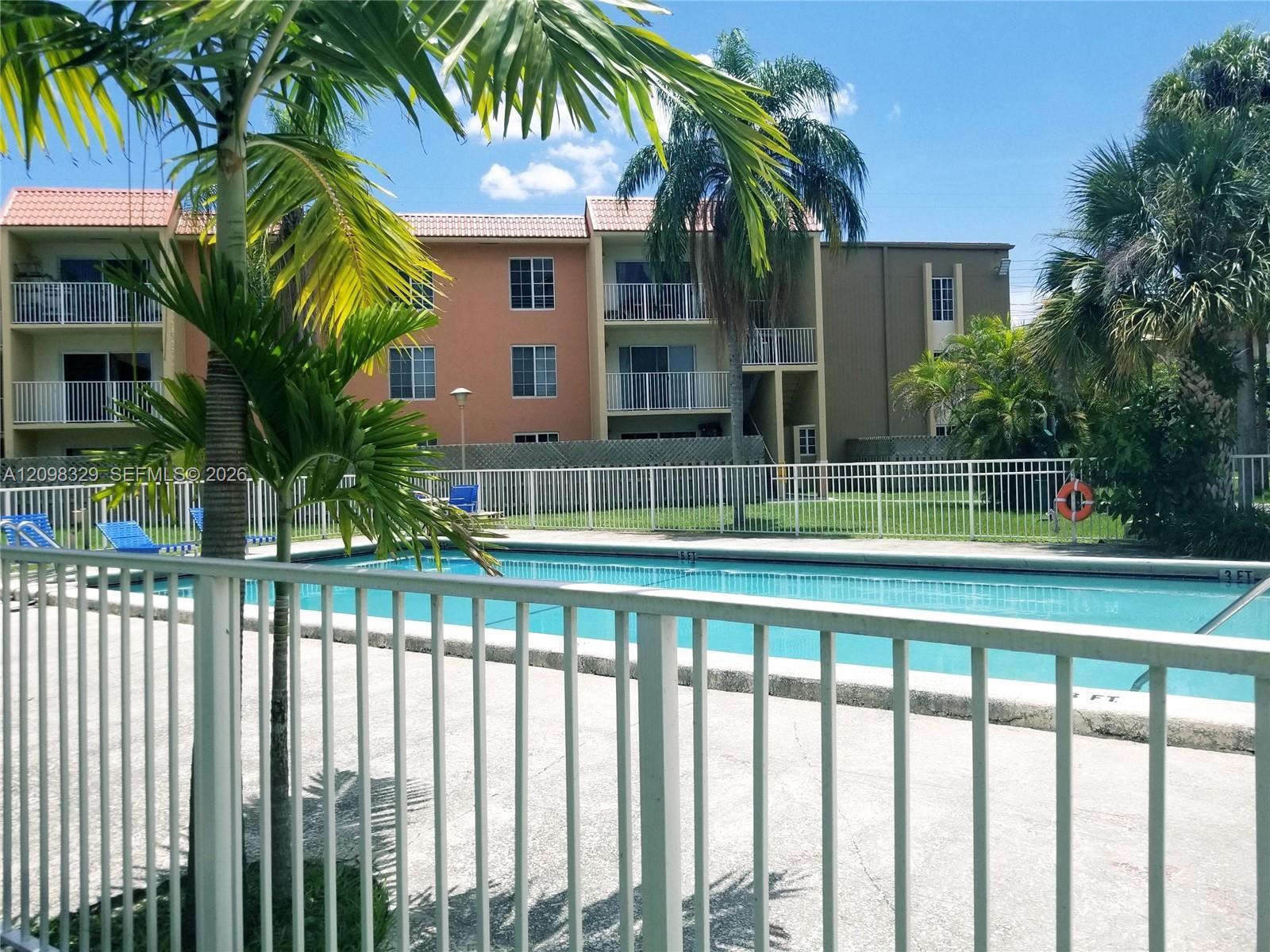 5241 Geneva Way # 201, Doral FL 33166