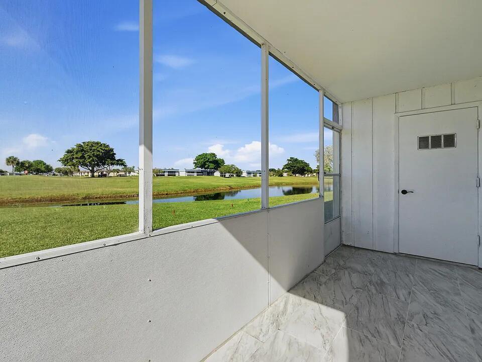 193 Burgundy E, Delray Beach FL 33484 photo 4
