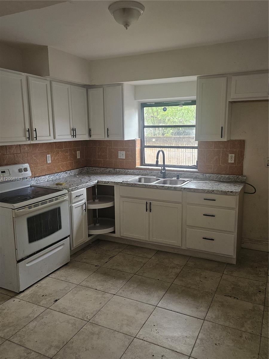 10951 NE 3rd Ave # 0, Miami FL 33161 photo 2
