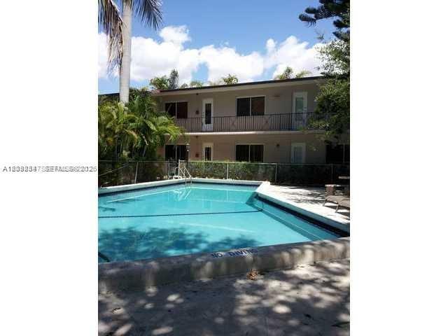 95 Edgewater Dr # 201, Coral Gables FL 33133