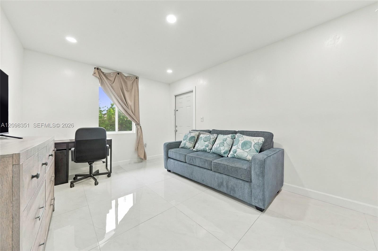 9731 NW 27th Ter # 1, Doral FL 33172 photo 3