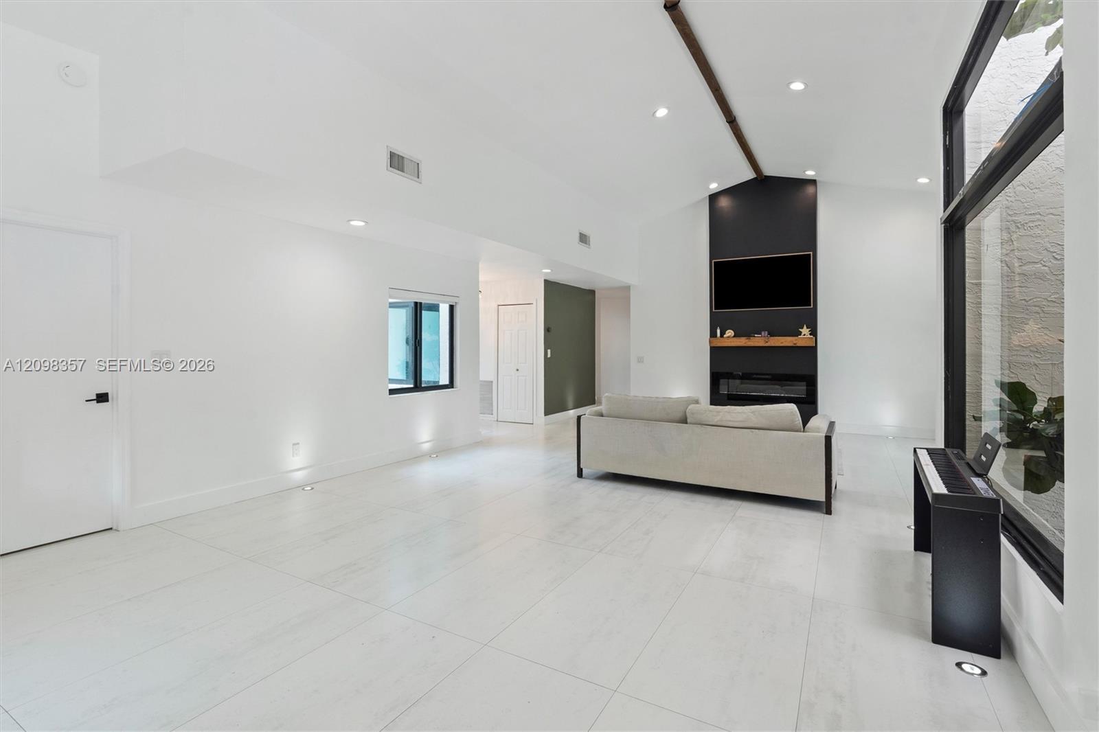 11020 NW 5th Ct, Coral Springs FL 33071 photo 5