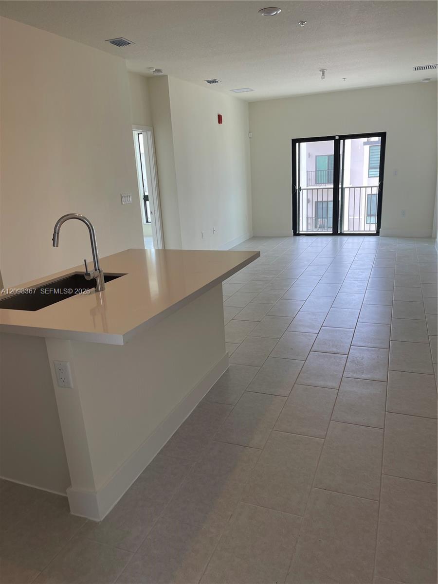 8167 NW 41st St # 404, Doral FL 33166 photo 2