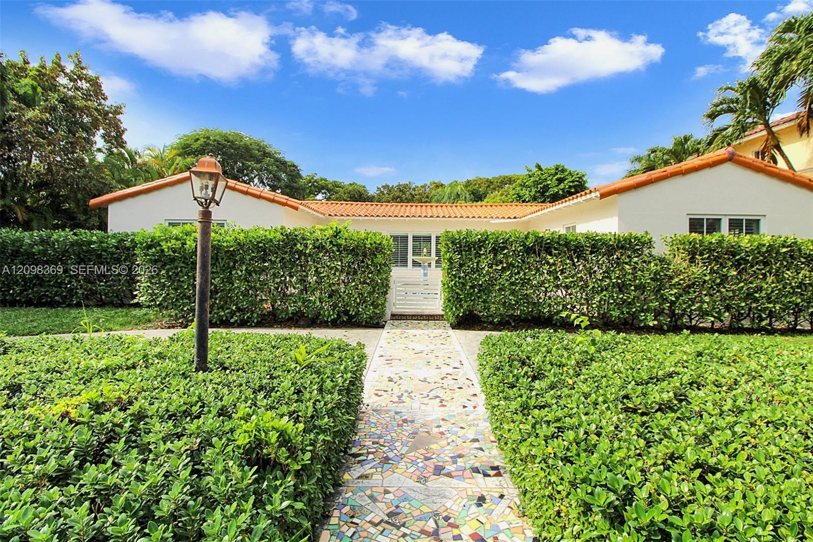 1110 Wallace St, Coral Gables FL 33134 photo 2