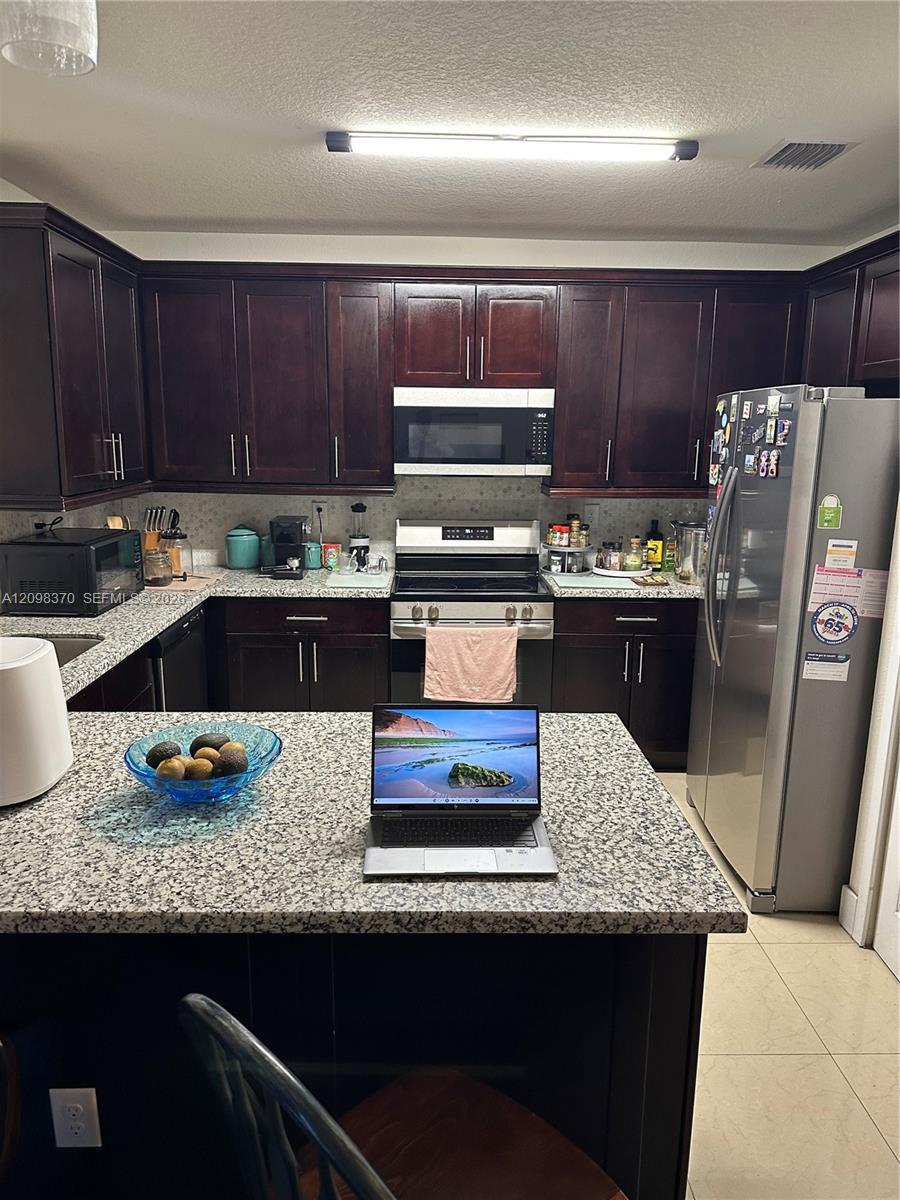 5322 SW 164 PL, Miami FL 33185 photo 3