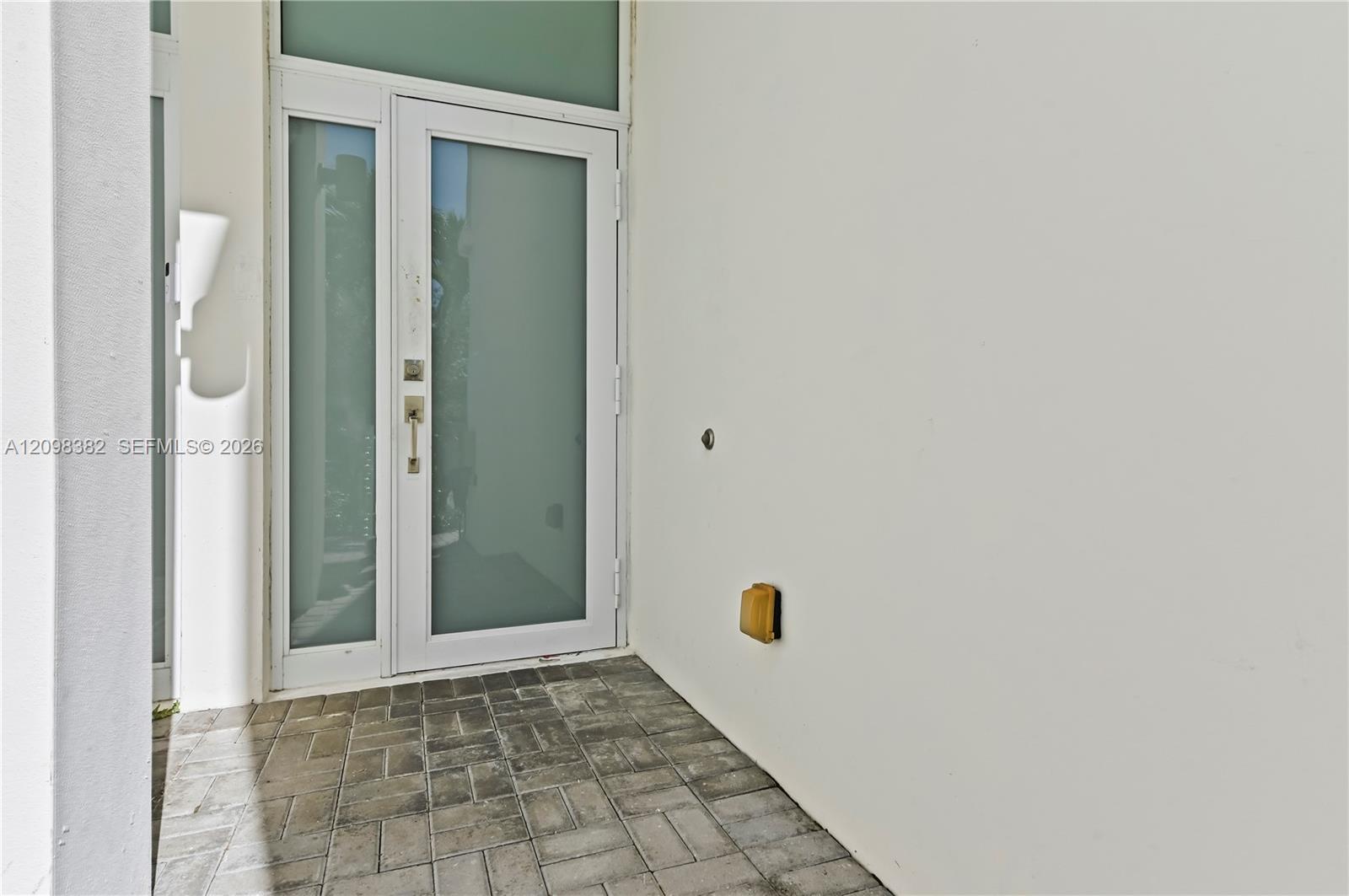 2461 NE 135th St, North Miami FL 33181 photo 2