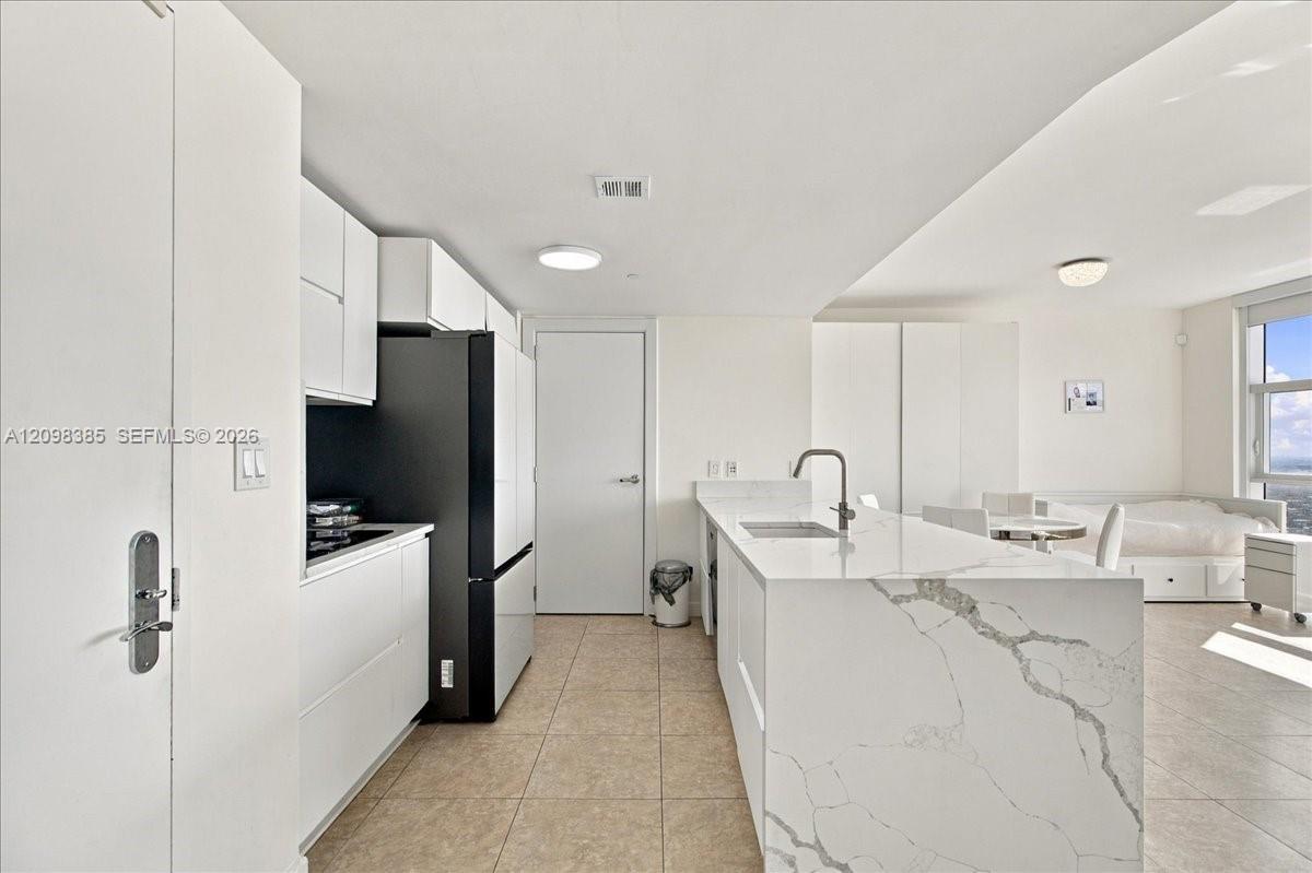 1830 S Ocean Dr # 3607, Hallandale Beach FL 33009 photo 5
