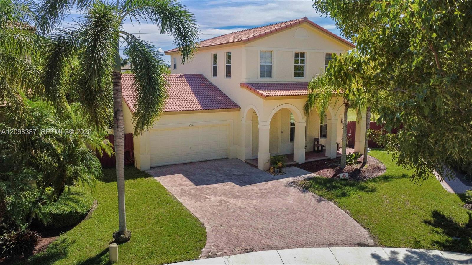 2001 NE 40th Rd, Homestead FL 33033 photo 2