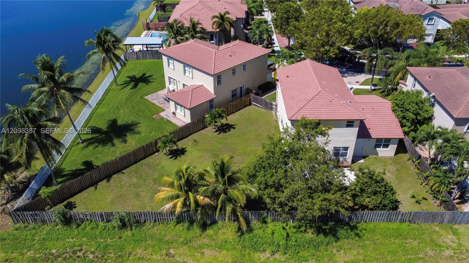 2001 NE 40th Rd, Homestead FL 33033 photo 3