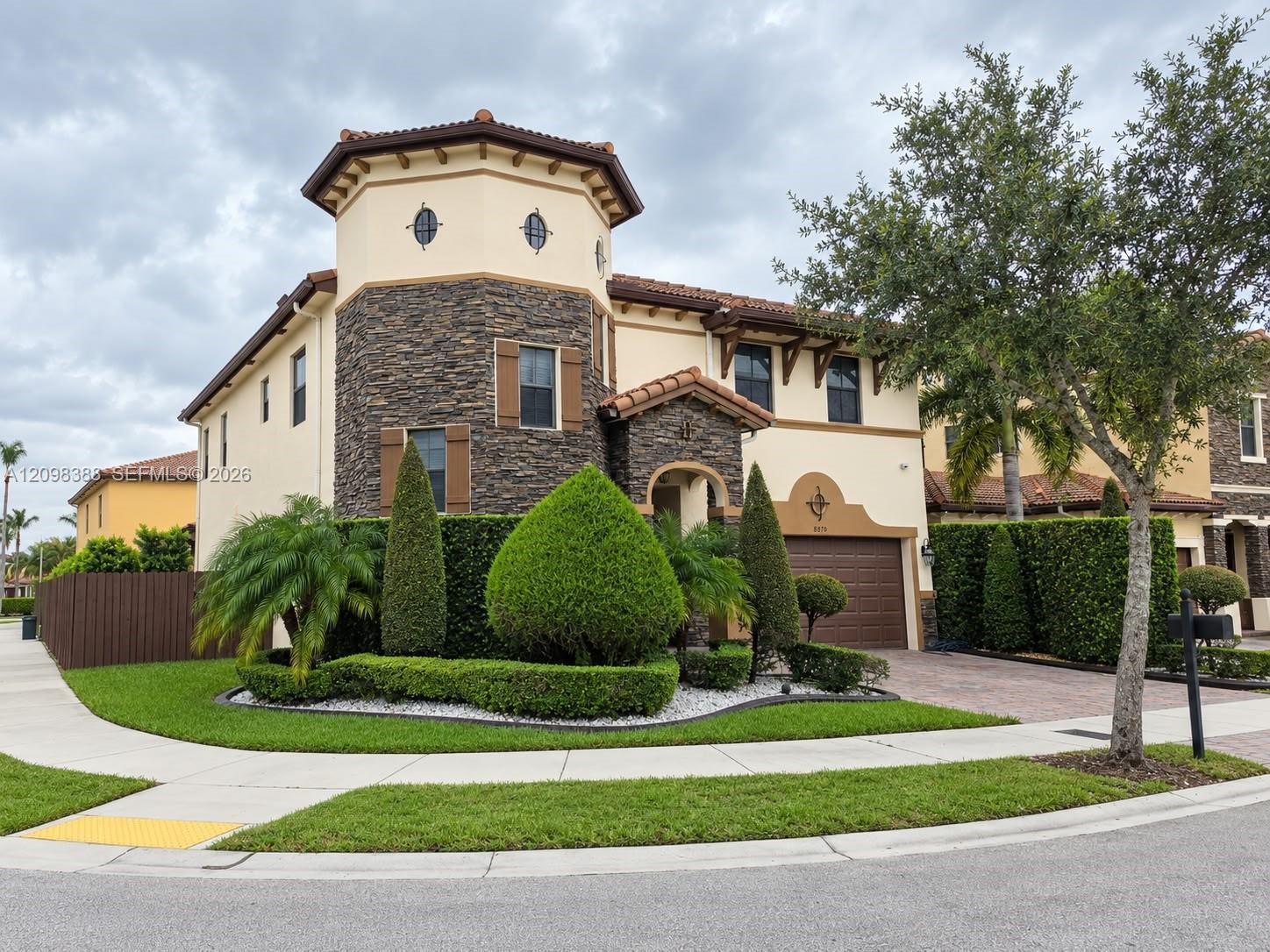 8870 NW 99th Ave # 8870, Doral FL 33178 photo 2