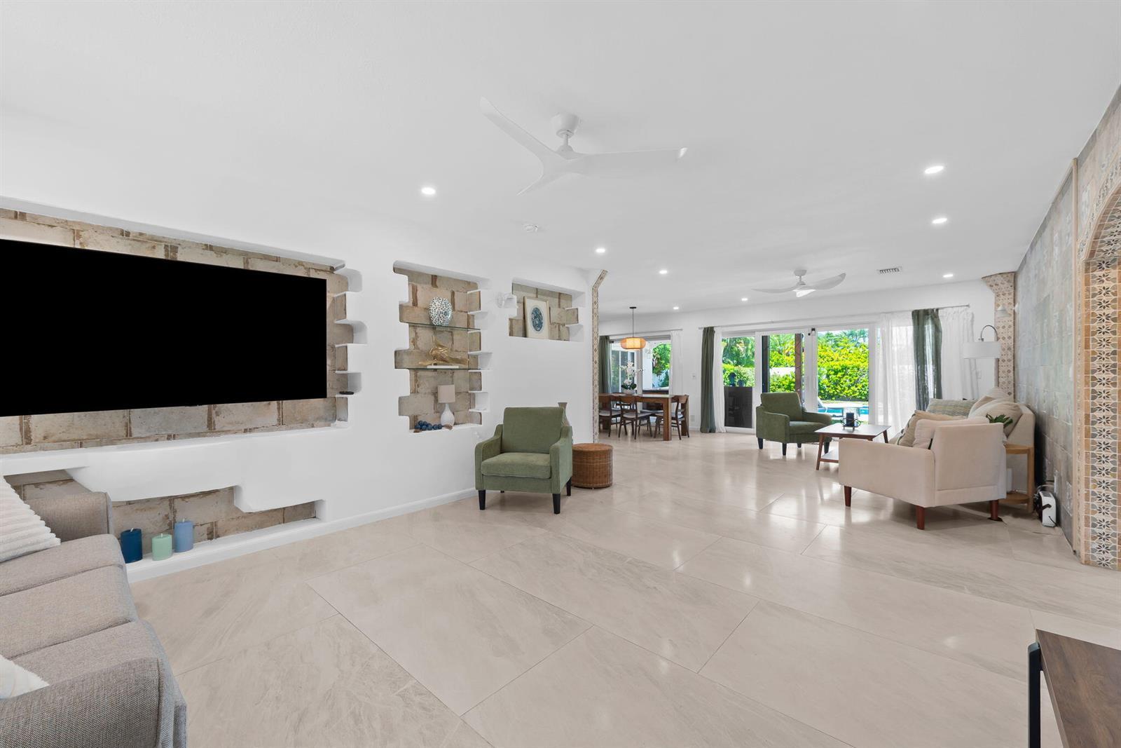 1311 Pierce Street, Hollywood FL 33019 photo 3