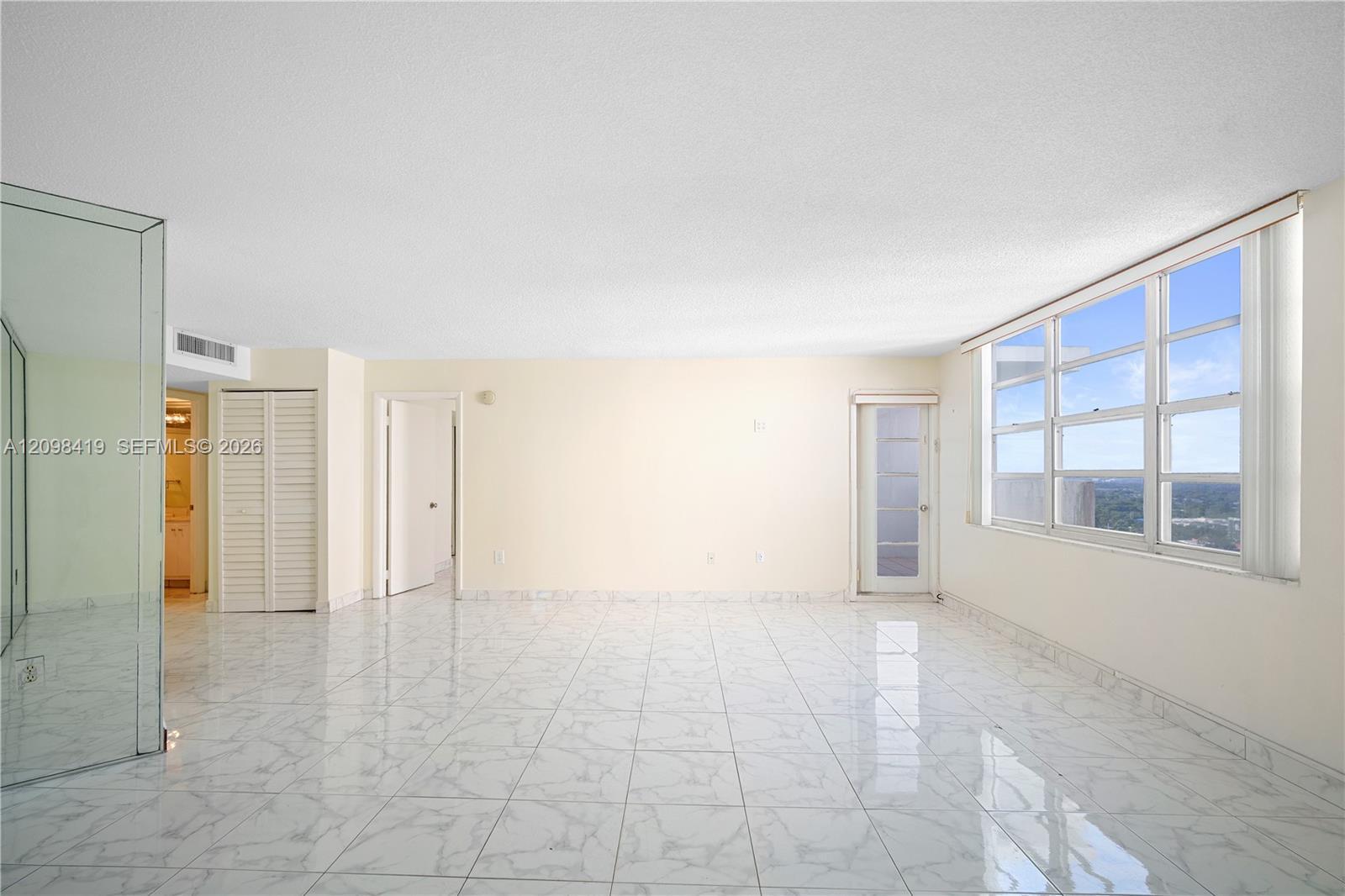 Property at 2750 NE 183rd St, Aventura FL 33160