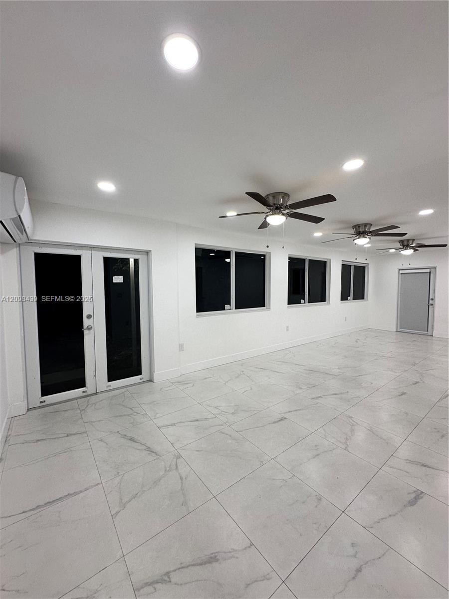 380 W 32nd St # 1, Hialeah FL 33012 photo 2