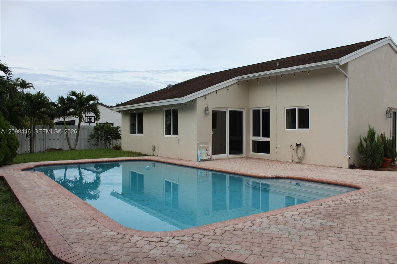 681 Pine Ridge Ter # 681, Davie FL 33325 photo 2