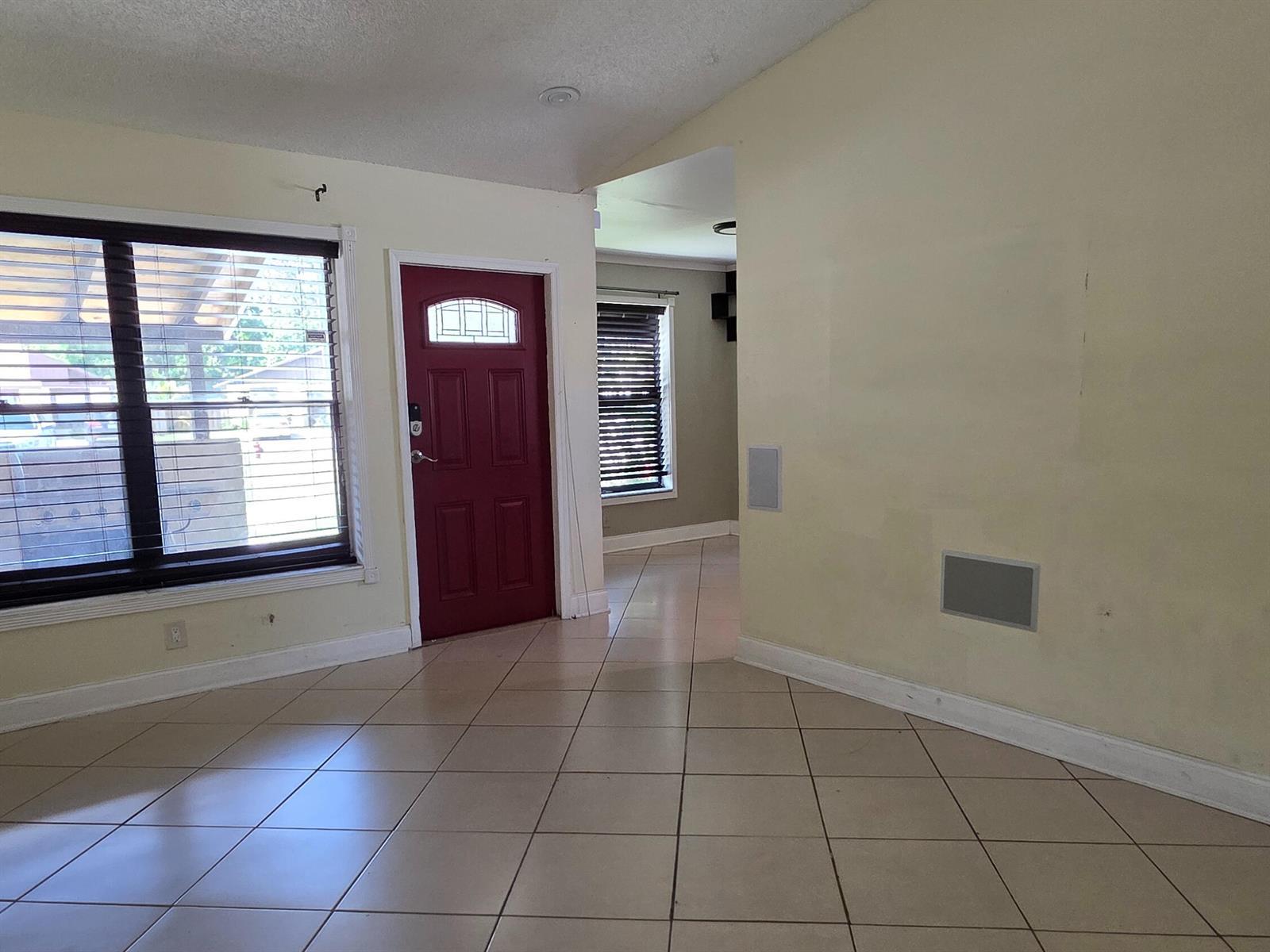 3774 MIL LAKE Court, FL 33463 photo 2