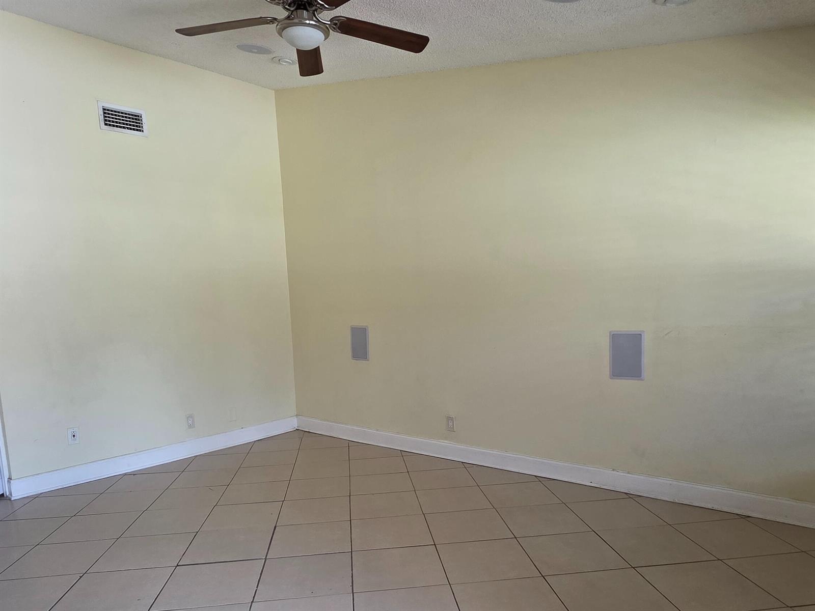 3774 MIL LAKE Court, FL 33463 photo 4