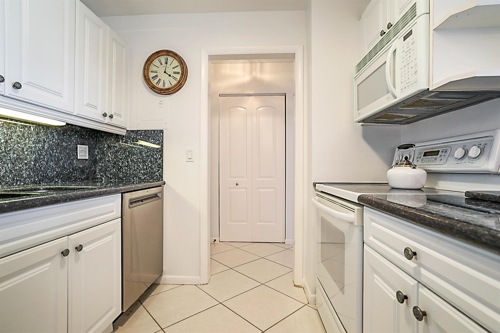 2121 N OCEAN Boulevard # 1004E, Boca Raton FL 33431 photo 5