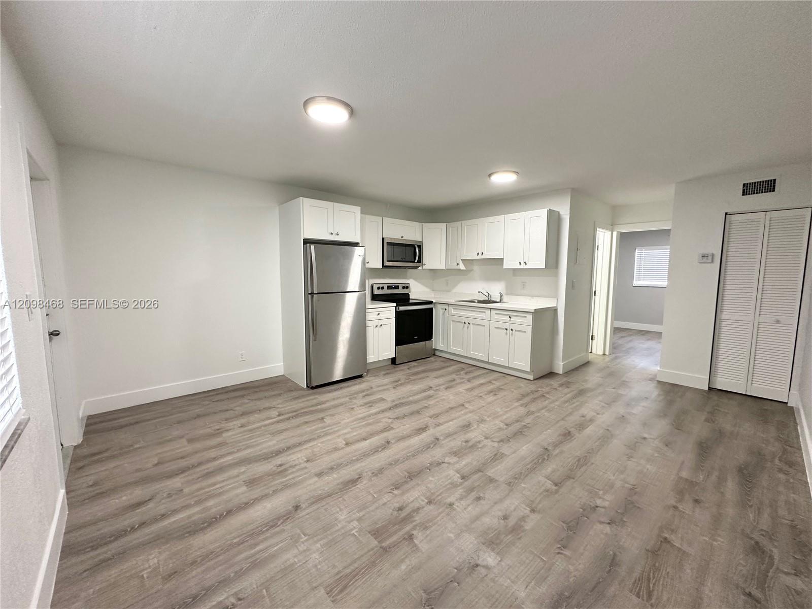 3616 NE 11th Ave # 6, Oakland Park FL 33334