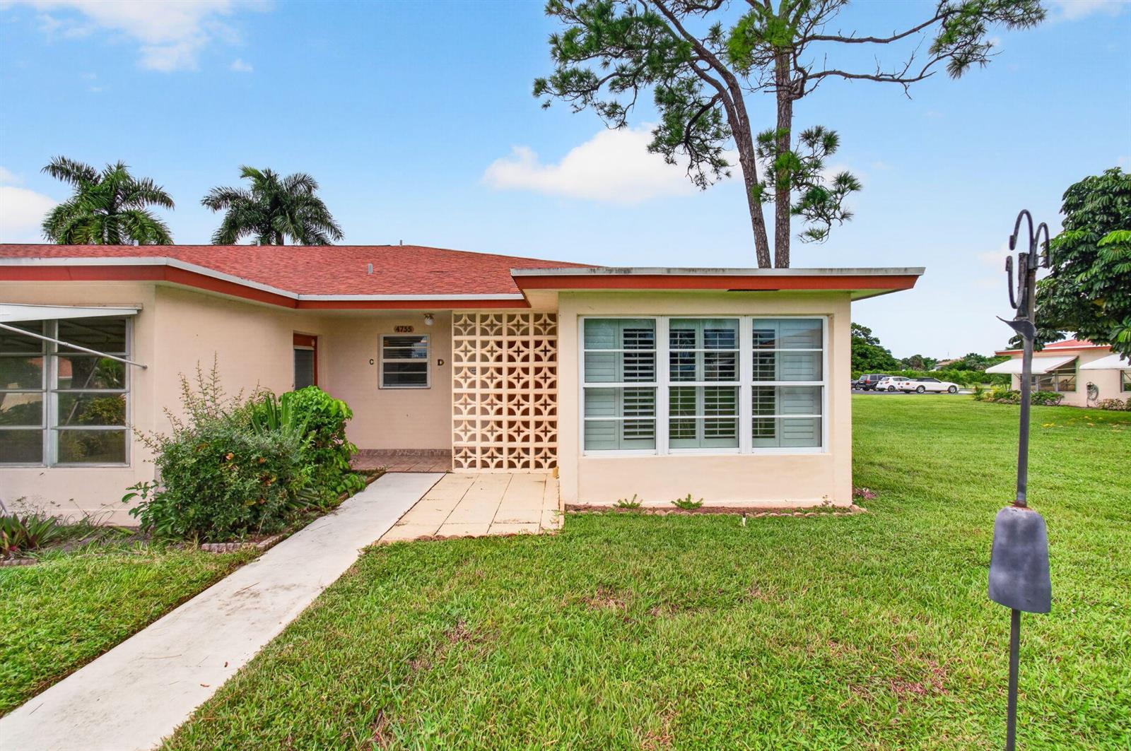 4755 NW 3RD Court # D, Delray Beach FL 33445 photo 2