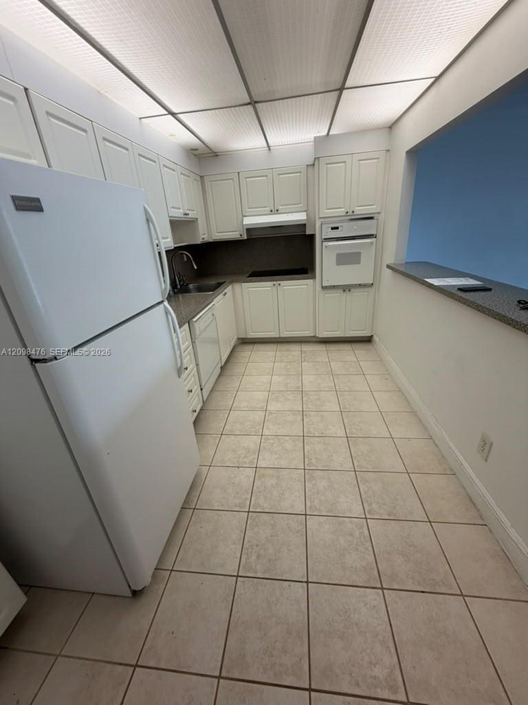 19380 Collins Ave # 218, Sunny Isles Beach FL 33160 photo 2