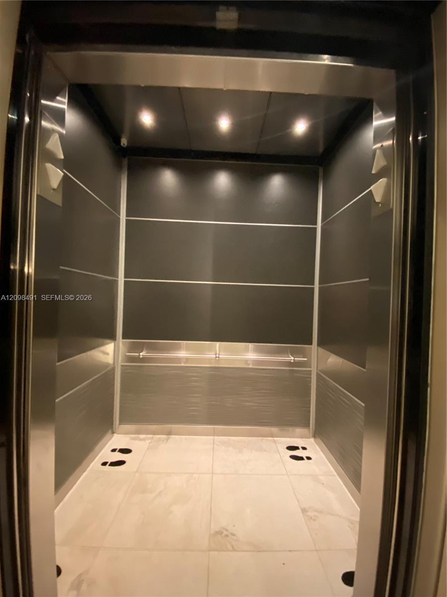 951 Brickell Ave # 805, Miami FL 33131 photo 2