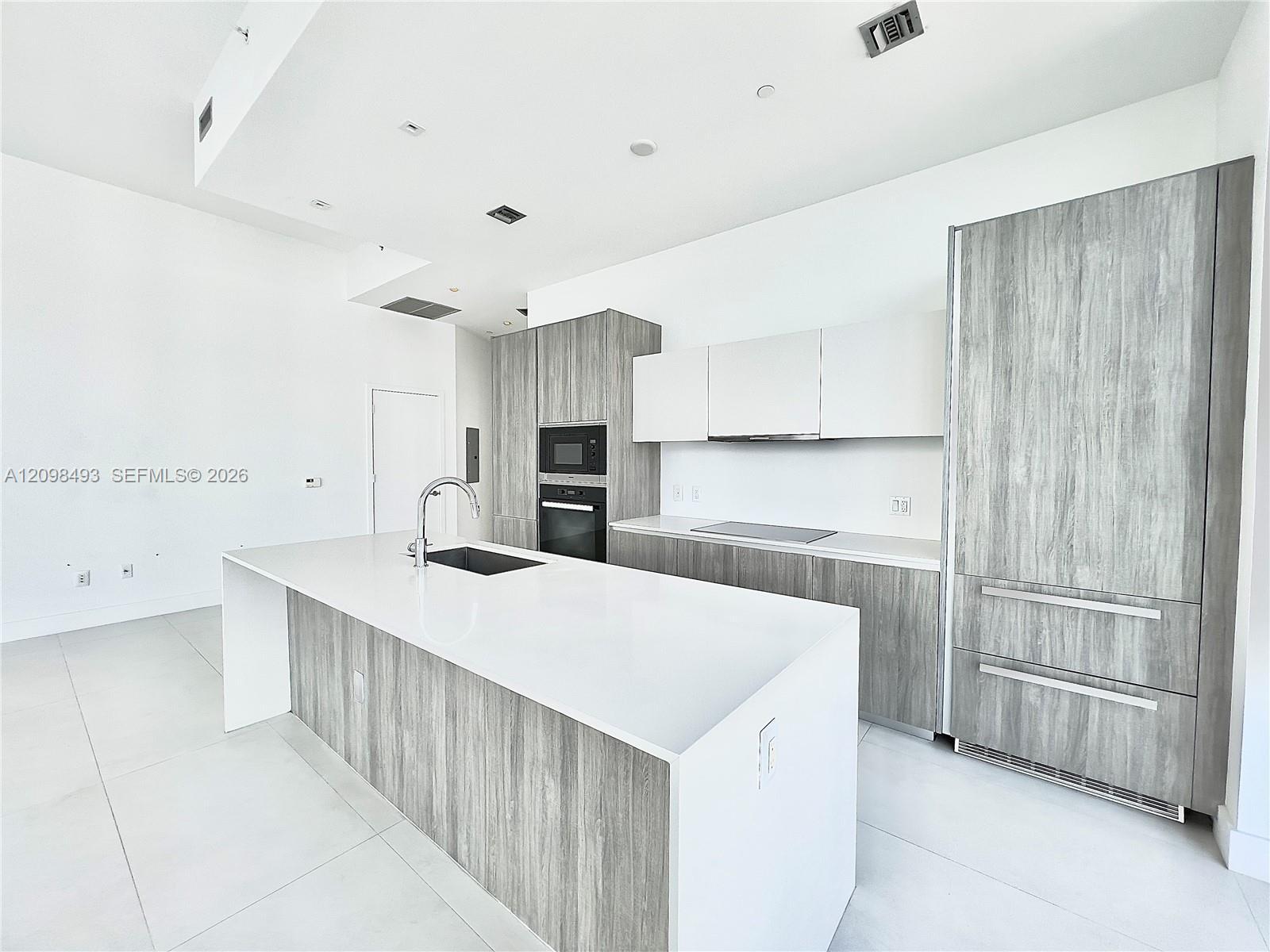 2900 NE 7th Ave # 602, Miami FL 33137 photo 4
