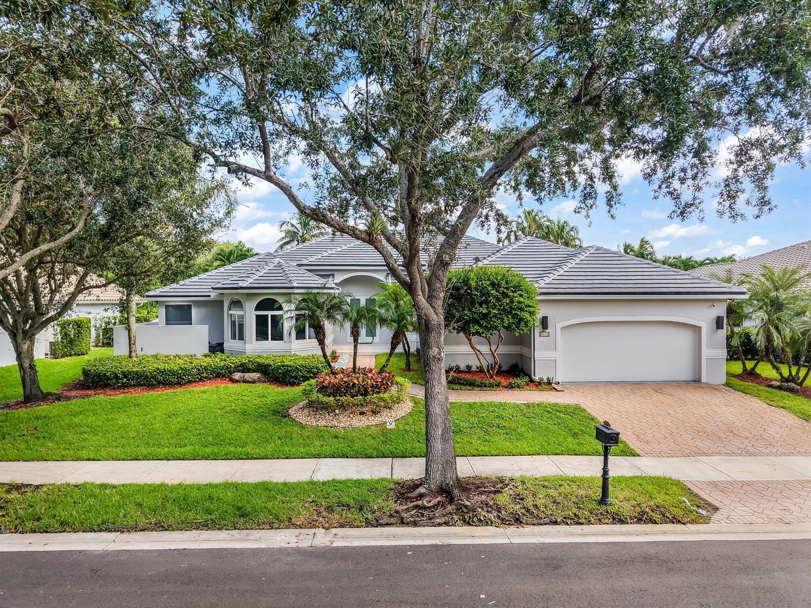 2678 MEADOWOOD Drive, Weston FL 33332 photo 2