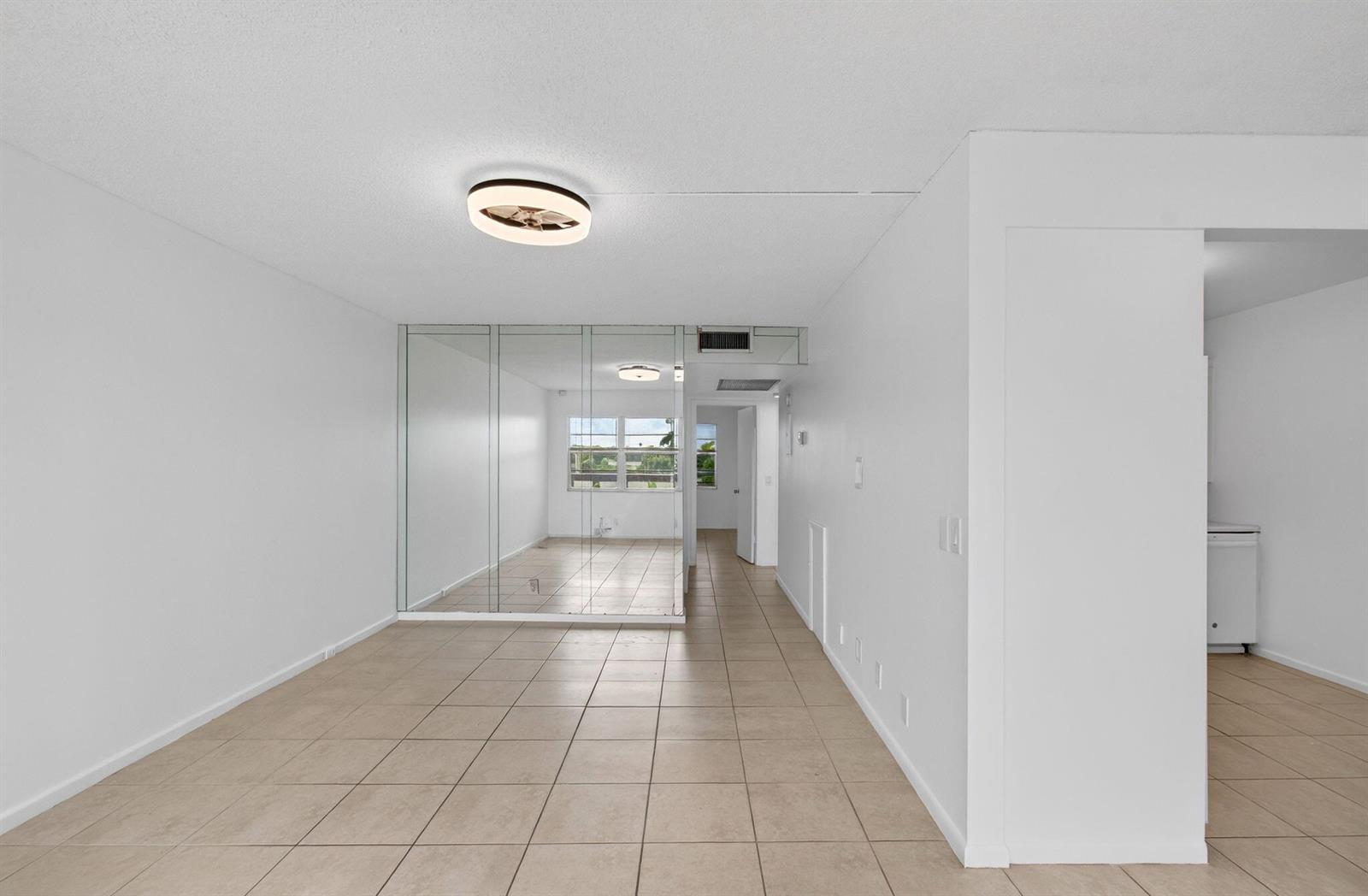 4028 Hythe B, Boca Raton FL 33434 photo 4