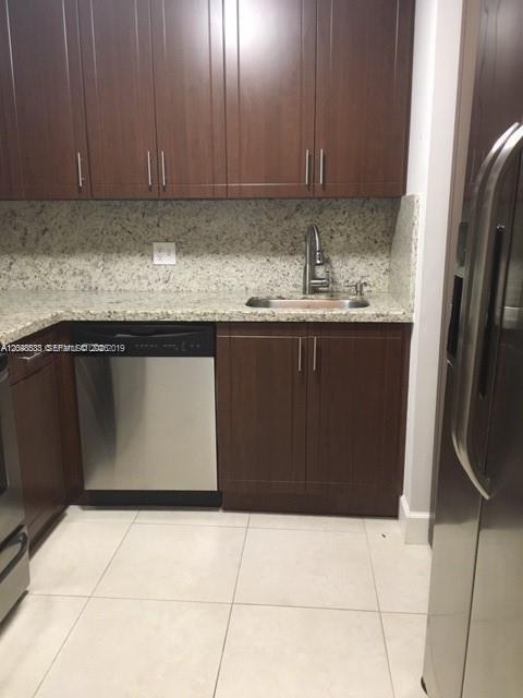 7975 SW 86th St # 207, Miami FL 33143