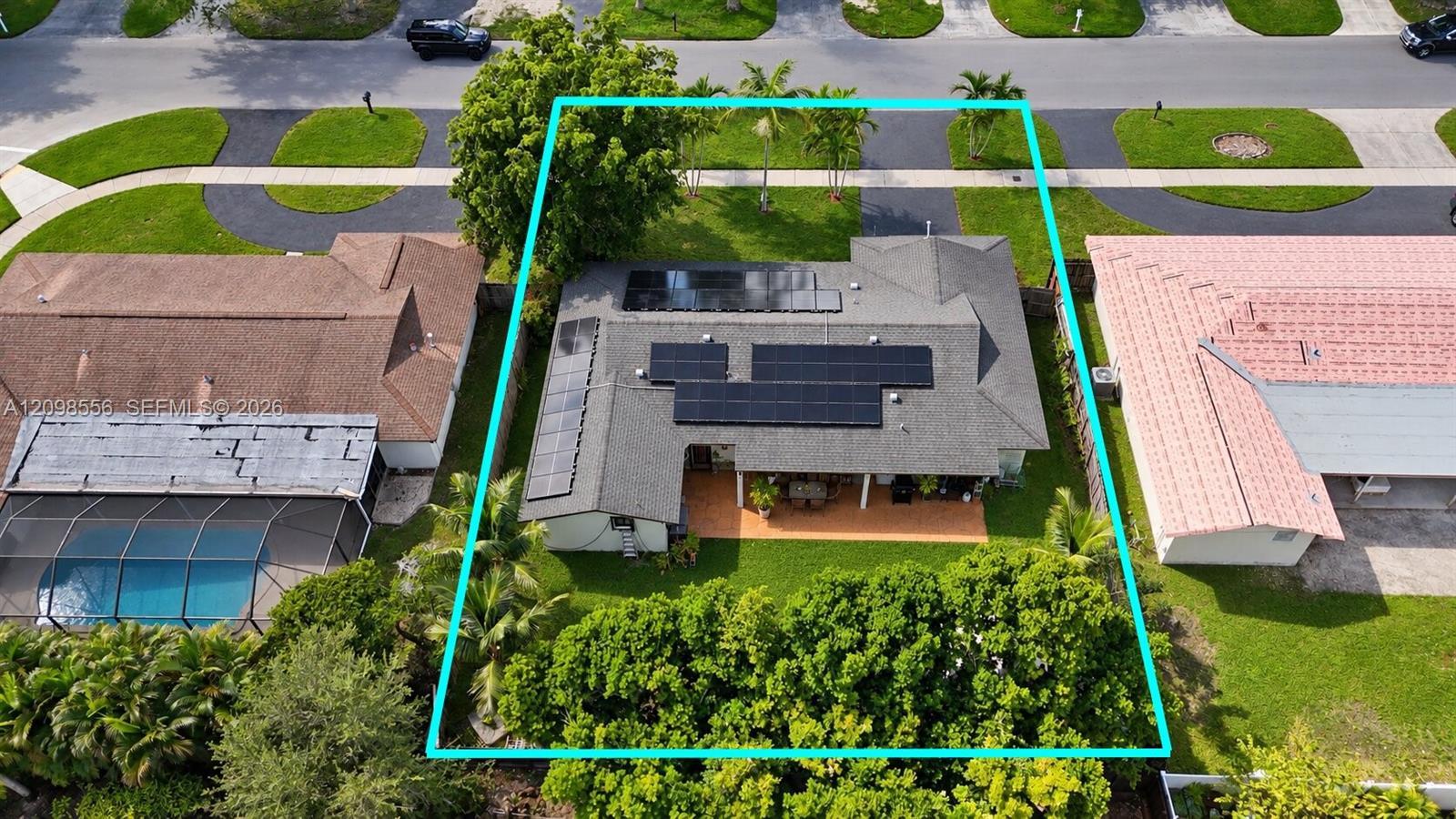 8111 SW 205th St, Cutler Bay FL 33189 photo 2