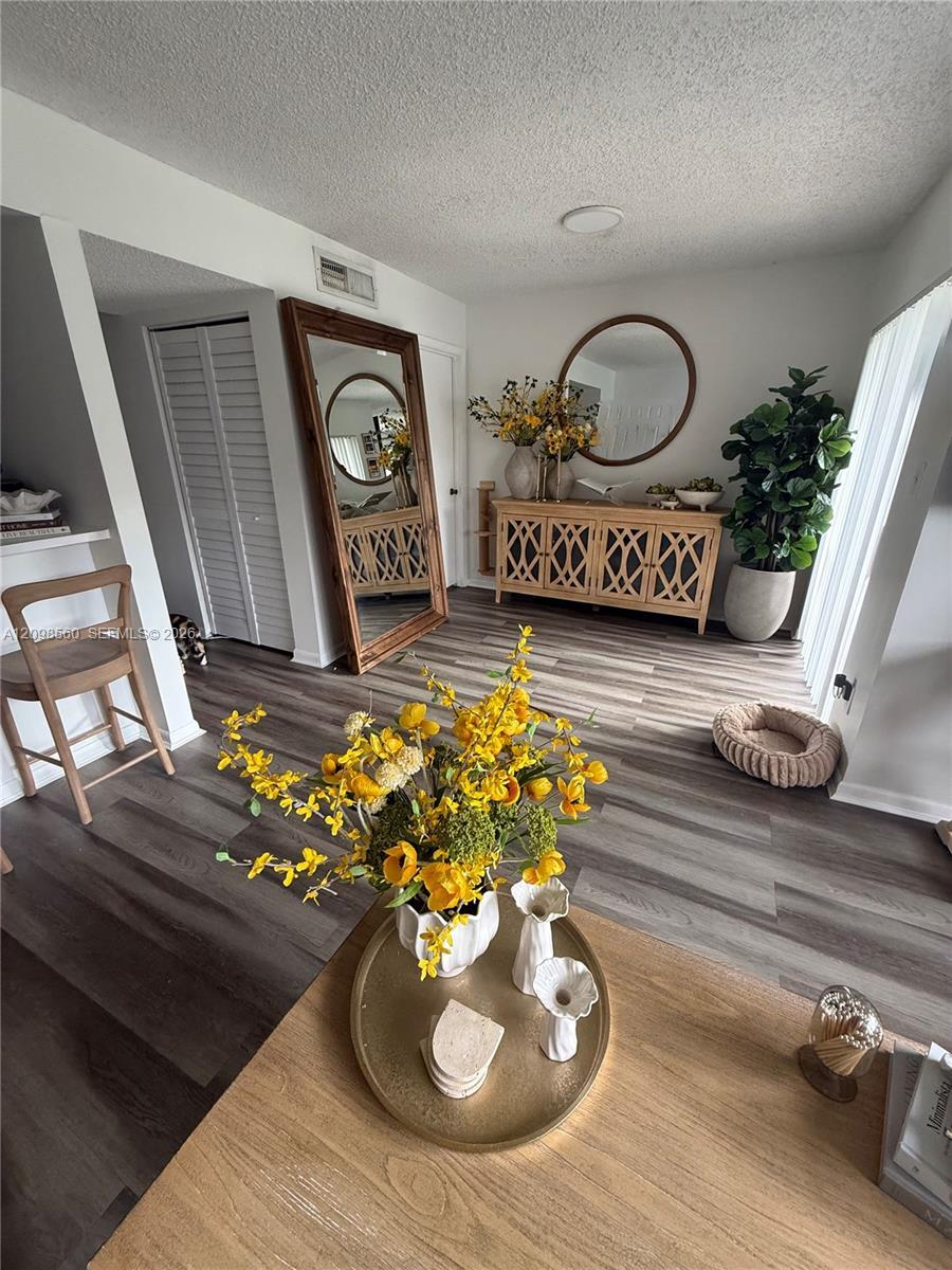 510 S Park Rd # 10, Hollywood FL 33021