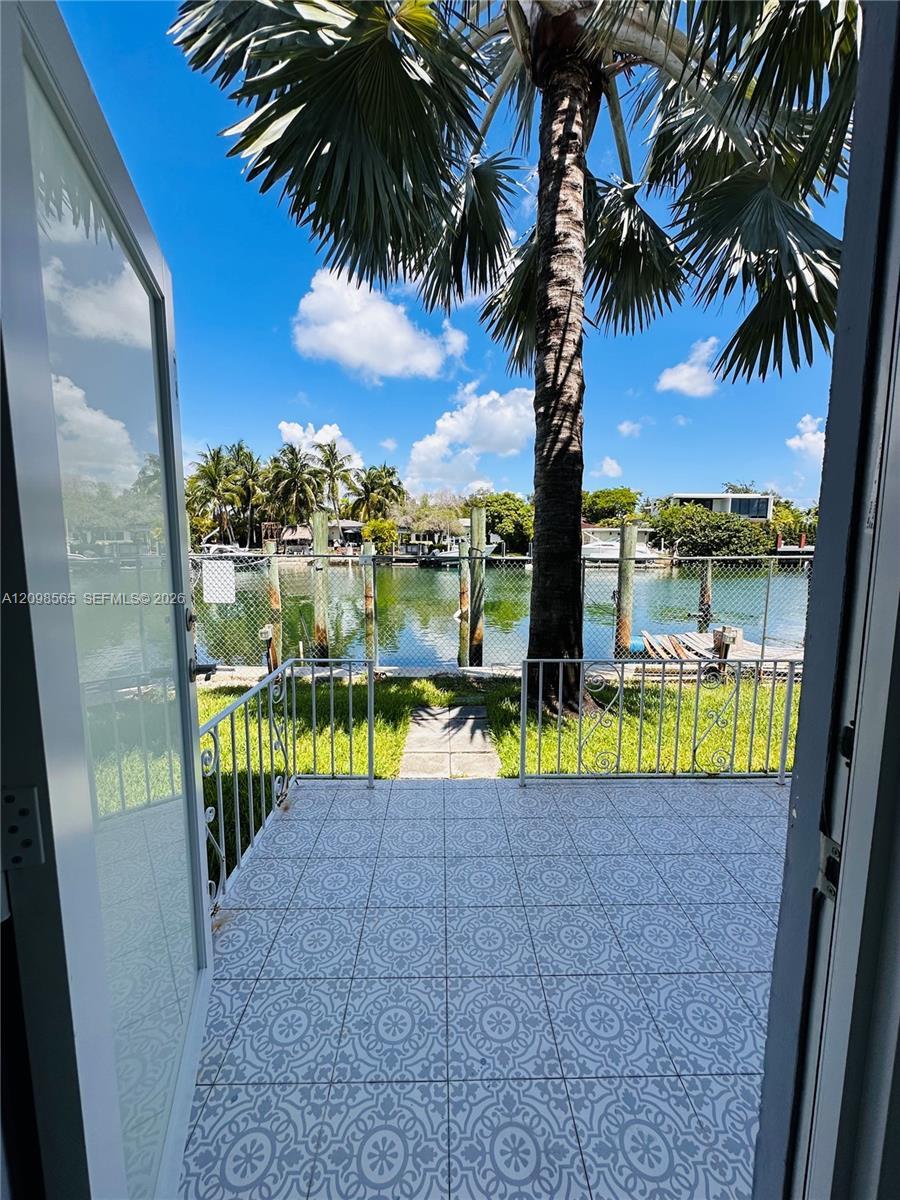 2045 Calais Dr # 6, Miami Beach FL 33141 photo 3