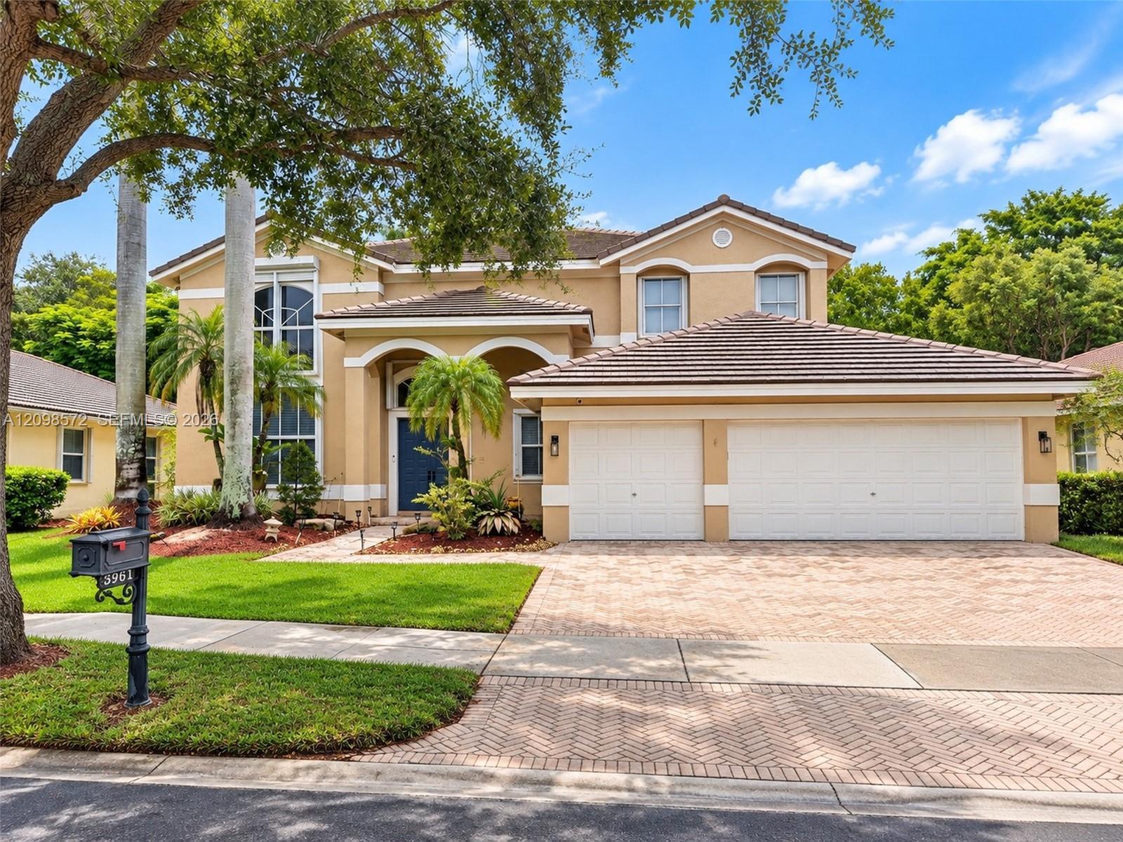 3961 Nighthawk Dr, Weston FL 33331 photo 2