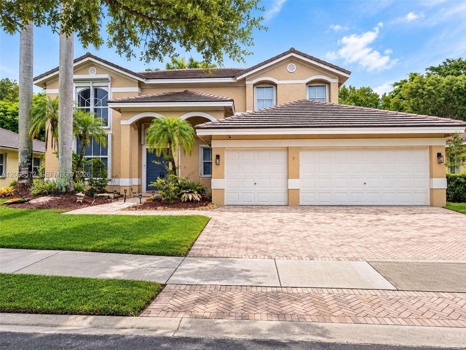 3961 Nighthawk Dr, Weston FL 33331