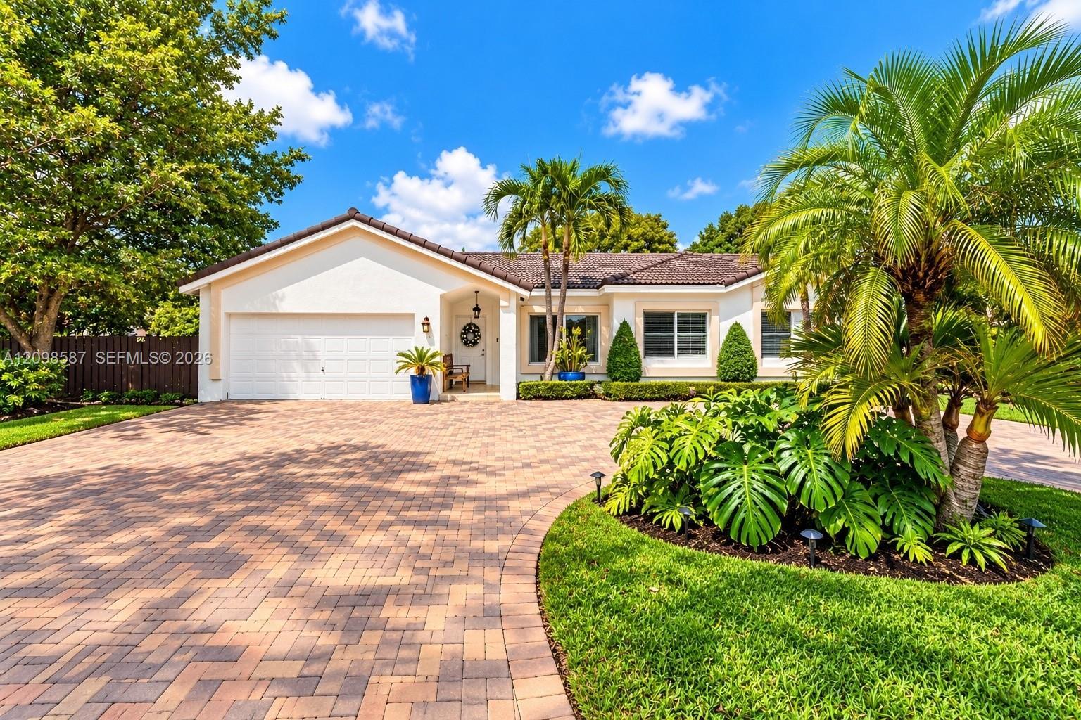 15325 SW 54th Ter, Miami FL 33185 photo 3