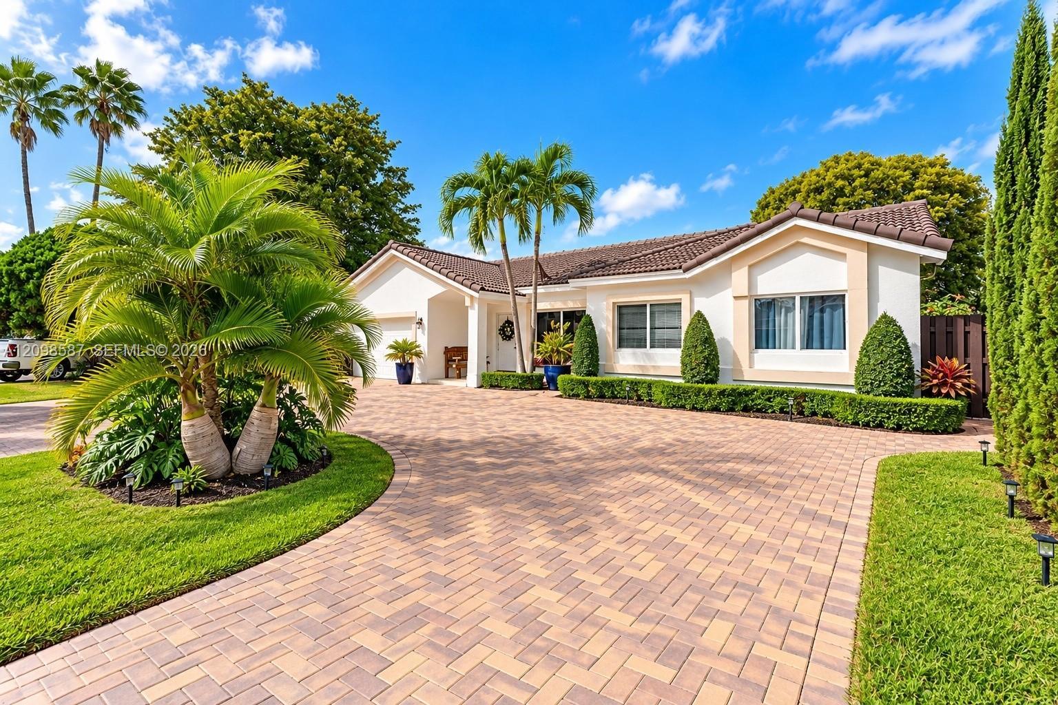 15325 SW 54th Ter, Miami FL 33185