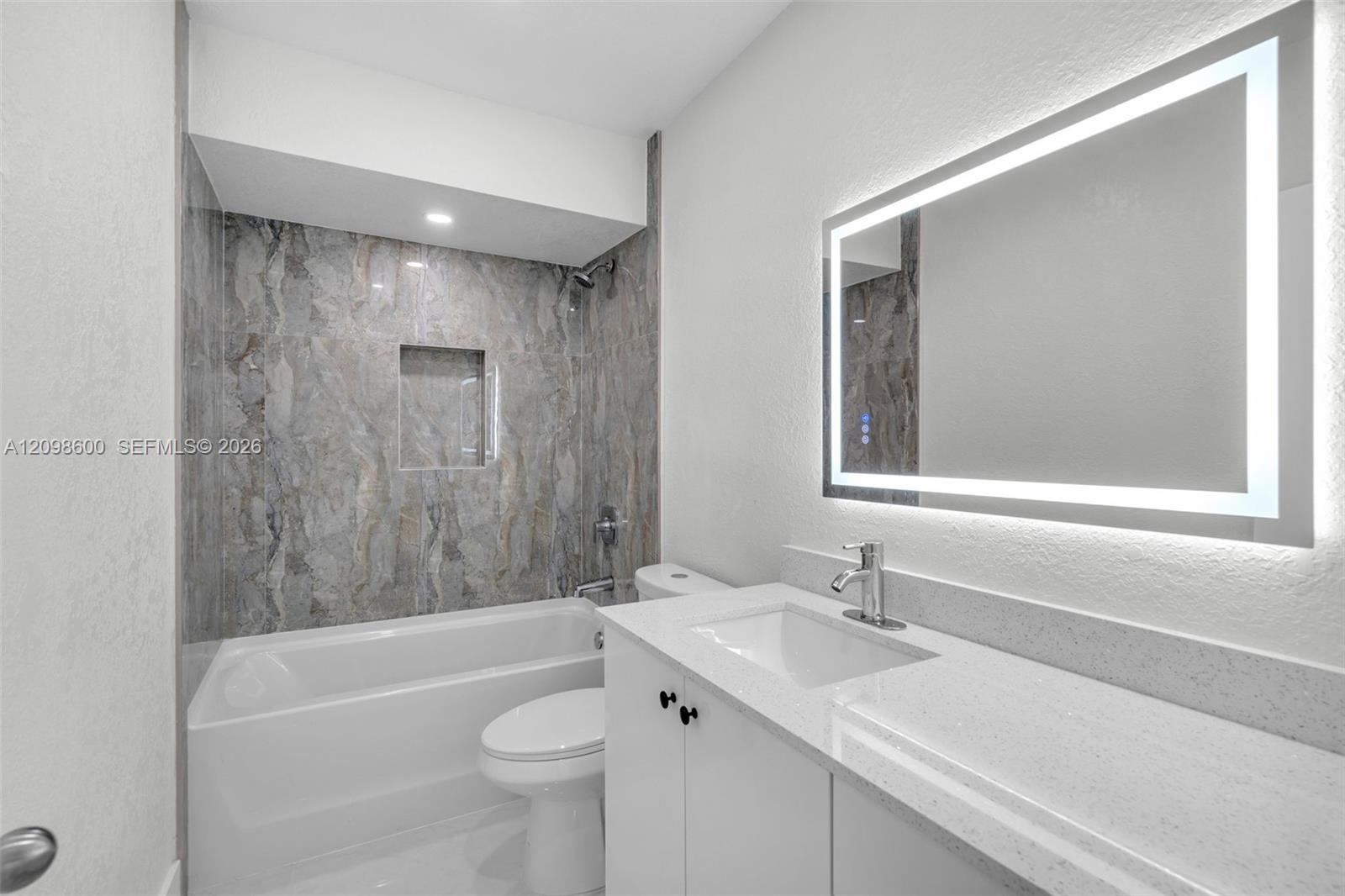 910 NW 123rd St, North Miami FL 33168 photo 3